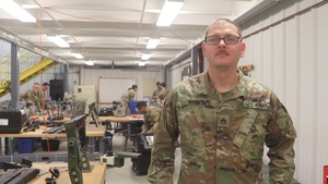 91J10 Quartermaster and Chemical Equipment Repairer Course guest instructor discusses supporting course at Fort McCoy