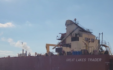 B-Roll: Great Lakes Trader Unloads Sand at Buffalo Dock