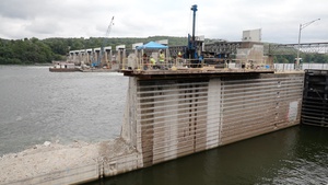 Montgomery Locks and Dam River Traffic and Construction Footage – USACE Pittsburgh District