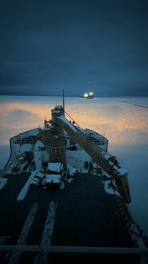 Coast Guard conducts direct assist to motor vessel on Lake Michigan