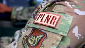 B-Roll: 35th LRS plans and integration office