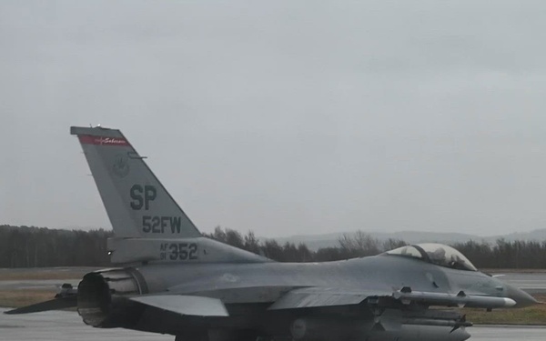 480th FS takeoffs and landings B-roll