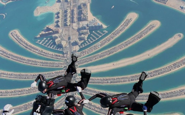 CW2 Jennifer Davidson - Golden Knight to Blackhawk Pilot