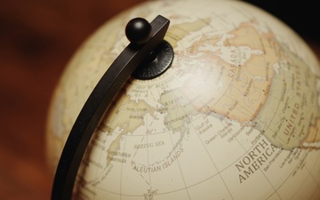 IA2 and EOD Marines Exploit UUV During Exercise Arctic Edge 2025