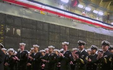 USS San Diego (LPD-22) Change of Command