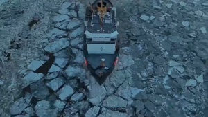 CGC Sturgeon Bay and CGC Penobscot Bay Conduct Icebreaking Operations on Hudson River