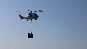 USS Abraham Lincoln conducts Replenishment-at-Sea with USNS Carl Brashear