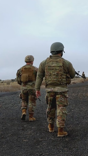 Washington National Guard Soldiers Qualify On M4 during Expert Soldier Badge Testing
