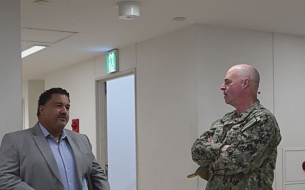 VADM Scott Gray visits Commander, Fleet Activities Yokosuka