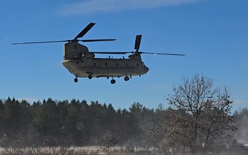 120th Field Artillery Soldiers conduct winter sling-load ops with Black Hawk, Chinook helicopters, Part 8