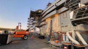 USS John C. Stennis (CVN 74) Mast Time Lapse