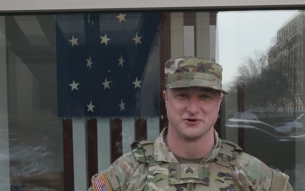 Soldiers Send Messages Home While on D.C. Safe and Beautiful Mission