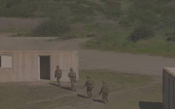 1st Intelligence Battalion conducts MOUT training