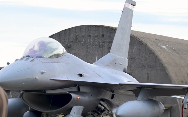 All gas, no brakes: hot pit refueling generates higher sortie turnaround rate