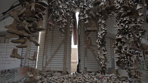 386th AEW boot chandelier symbolizes end of deployment, shared service