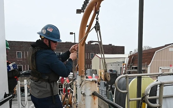 B-Roll: Coast Guard conducts winter operations on Delaware River