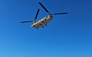 120th Field Artillery Soldiers conduct winter sling-load ops with Black Hawk, Chinook helicopters, Part 17