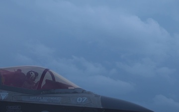 F-35 Night Flight Operations