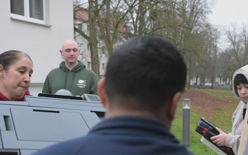 BOSS Volunteers assist USO Relocation
