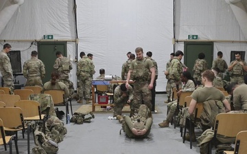 3-8 practice medical techniques during a Combat Lifesaver course