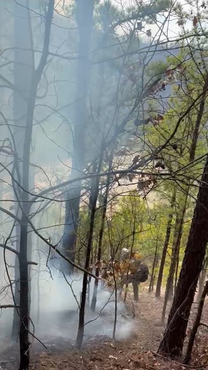 Oklahoma National Guard wildland firefighting crews battle Oklahoma blazes