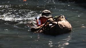 Jungle Operations Training Course - Panama 26-4: Waterborne Operations