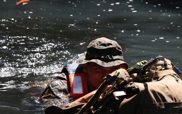 Jungle Operations Training Course - Panama 26-4: Waterborne Operations