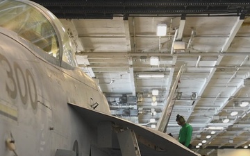 Nimitz Aircraft Maintenance