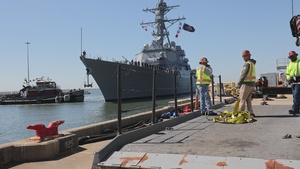 USS Harvey C. Barnum Jr. Arrives in Norfolk