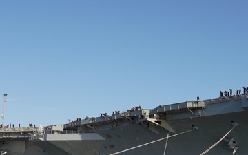 USS George H.W. Bush (CVN 77) Departs Naval Station Norfolk