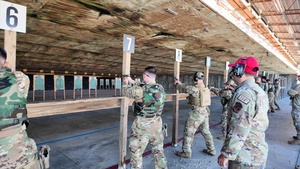 146 AES qualifies on M-18 and M-4 at Sentry South 26-2