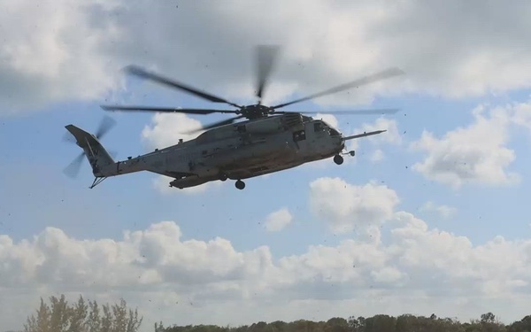 MWSS-271 receives fuel for a FARP during MAG-29 DAO Exercise