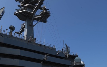 USS Abraham Lincoln supports Operation Epic Fury