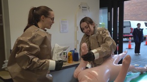 Oregon National Guard Teaches Decon at Local Hospital