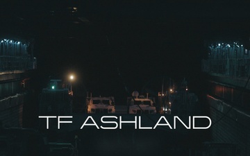 Taak Force Ashland Conduct In-Stream Unload with LCACs