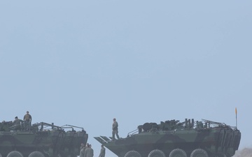 2nd AA Bn ACVs conduct shore-to-ship movement during TCAT 26.1