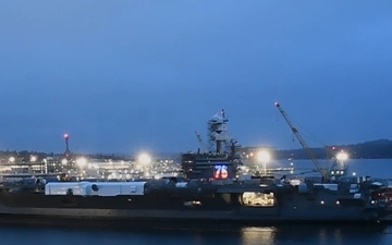 Nimitz Departs Bremerton