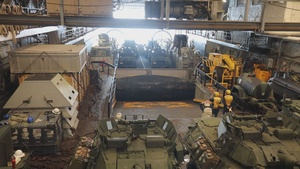31st MEU | LCAC ship to shore