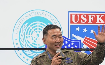 ROK Joint Chiefs of Staff chairman tours CP TANGO