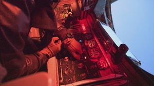 KC-135 Stratotanker aircraft refuels B-1B Lancer