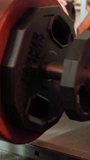 Airmen Compete in Deadlift Challenge