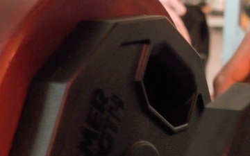 Airmen Compete in Deadlift Challenge