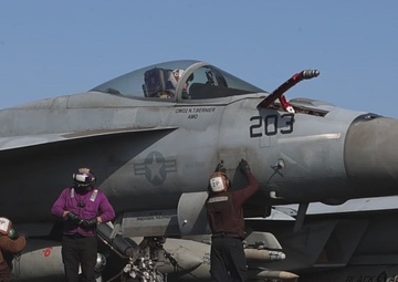USS Abraham Lincoln (CVN 72) Conducts Flight Operations During Operation Epic Fury