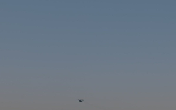 22nd MEU (SOC) | VMM-263 (Rein.) Conducts Low Light Flight Ops Aboard USS San Antonio