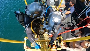 26-1PH Dredges the Excavations Site