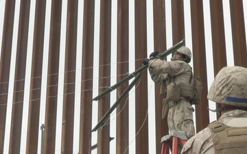 Marines with JTF-SB conduct ladder operations training