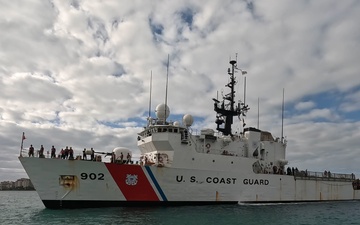Coast Guard offloads enough cocaine to kill more than 1.4 million Americans