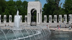 DCNG Commanding General Supports Blue Ridge Honor Flight at WWII Memorial