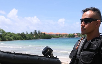 Army Security Cooperation Group–South train on Rigid Inflatable Boats in Panama