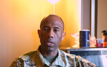 Mississippi National Guardsmen deliver food to service members patrolling on the D.C. Safe &amp; Beautiful mission